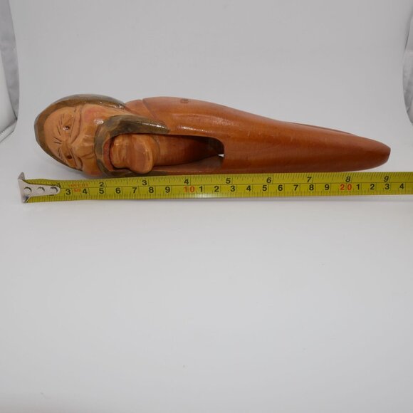 Vintage Hand-Carved Wooden Nutcracker Black Forest Folk Art Hand Crafted - Picture 10 of 10